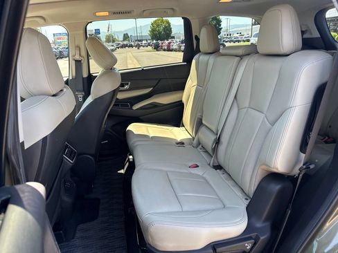 Used 2023 Subaru Ascent Limited w/ Technology Package AWD/4WD image 11