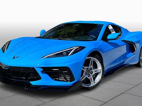 Used 2025 Chevrolet Corvette Stingray Coupe w/ 1LT image 1