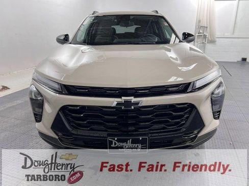 New 2026 Chevrolet Trax ACTIV w/ Driver Confidence Package image 2