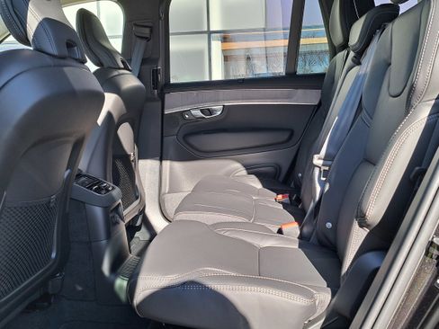 New 2026 Volvo XC90 T8 Ultra image 7