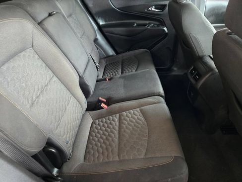 Used 2018 Chevrolet Equinox LT FWD image 33