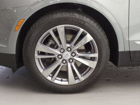 Certified 2024 Cadillac XT5 Premium Luxury w/ Technology Package AWD/4WD image 29