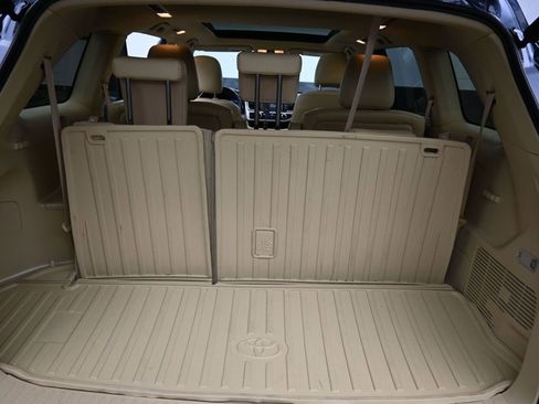 Certified 2019 Toyota Highlander Limited Platinum image 21