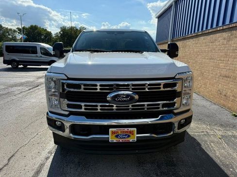 Used 2023 Ford F250 XLT image 3