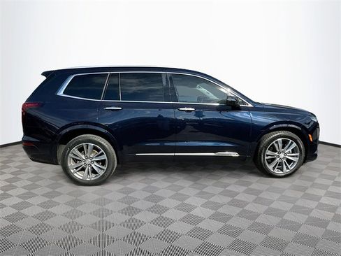 Used 2021 Cadillac XT6 Premium Luxury image 8