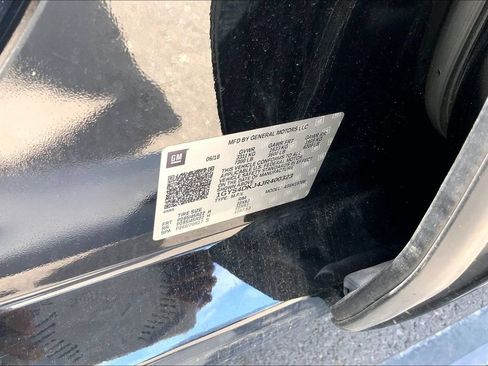 Used 2018 Cadillac Escalade Platinum AWD/4WD image 18
