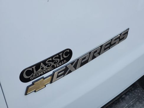 New 2025 Chevrolet Express 2500 w/ Driver Convenience Package image 8