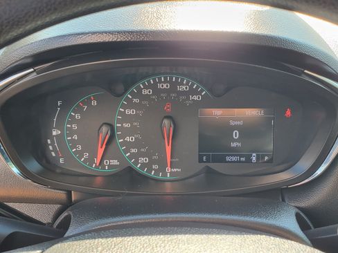 Used 2019 Chevrolet Trax LS AWD/4WD image 14