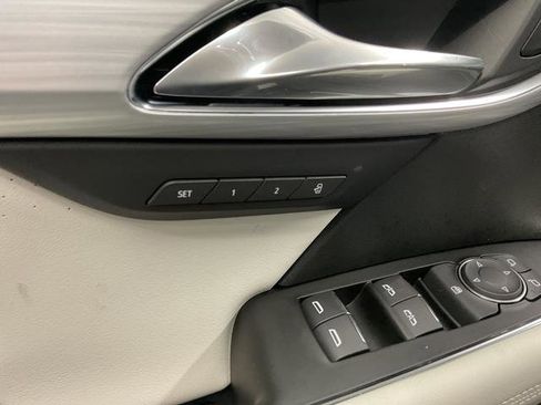 New 2026 Buick Envision Avenir image 17