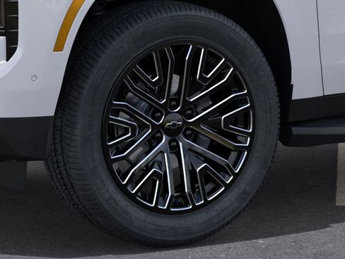 New 2025 Chevrolet Tahoe LT w/ Comfort Package image 9