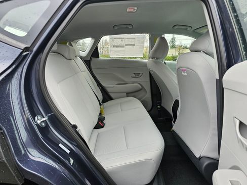 New 2026 Hyundai Kona SE image 12