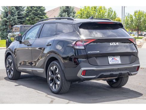 Used 2023 Kia Sportage X-Line w/ X-Line Premium Package AWD/4WD image 6