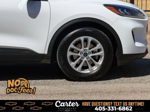 Used 2022 Ford Escape SE FWD image 11