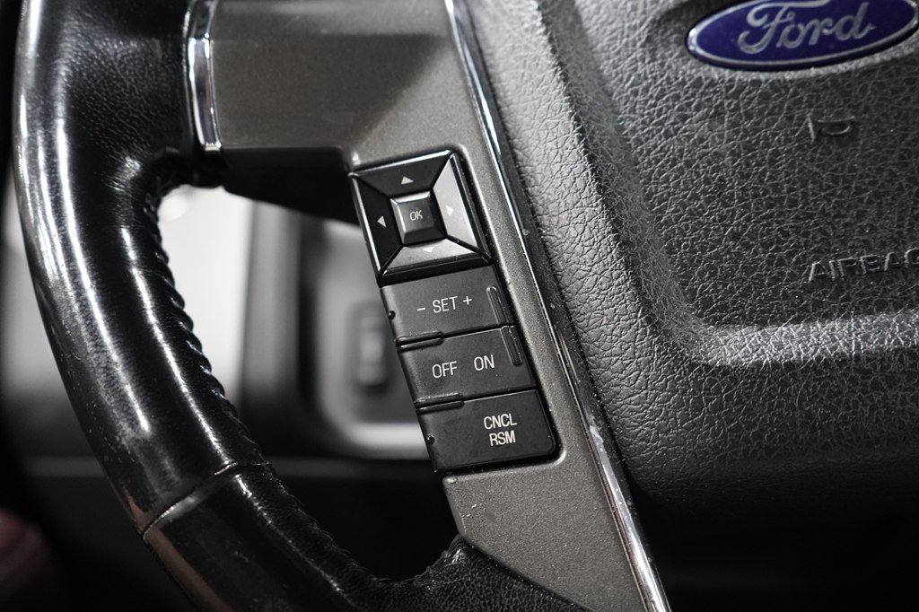 Used 2017 Ford Expedition EL Platinum RWD image 12