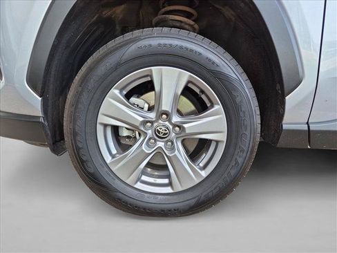 Certified 2024 Toyota RAV4 XLE AWD/4WD image 24