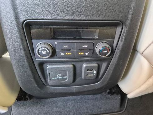 Used 2024 Buick Enclave Avenir w/ Avenir Technology Package AWD/4WD image 19
