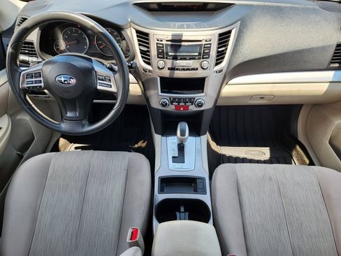 Used 2014 Subaru Outback 2.5i w/ Alloy Wheel Package AWD/4WD image 25