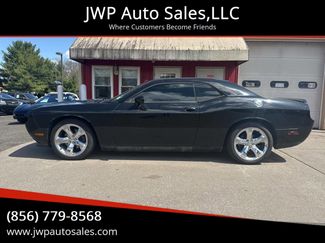 Used 2013 Dodge Challenger R/T image 1