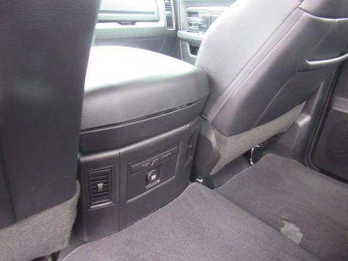 Used 2018 RAM 1500 Sport image 19