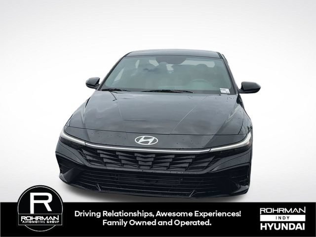 New 2026 Hyundai Elantra SEL FWD image 3