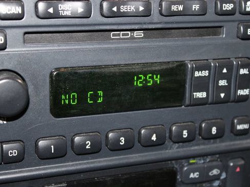 Used 2002 Ford Thunderbird RWD image 30
