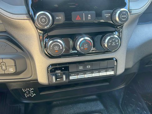 New 2025 RAM 4500 Tradesman w/ Safety Group image 29