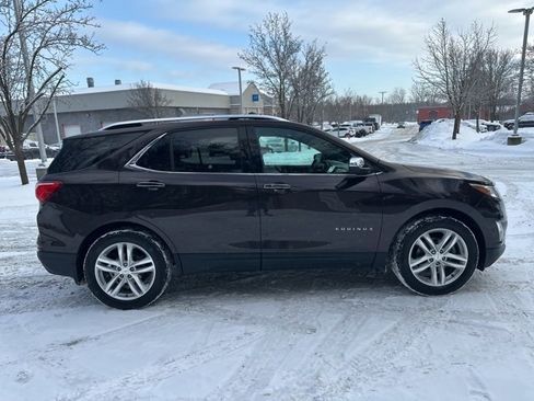 Used 2020 Chevrolet Equinox Premier image 6
