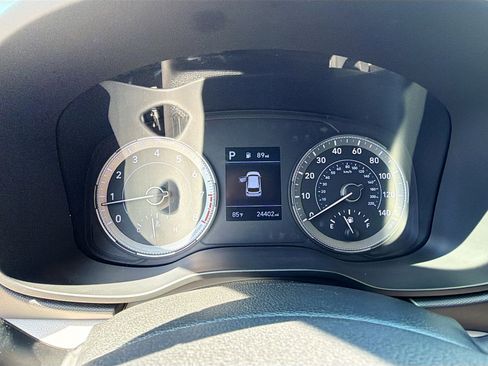 Used 2021 Hyundai Venue SEL image 32