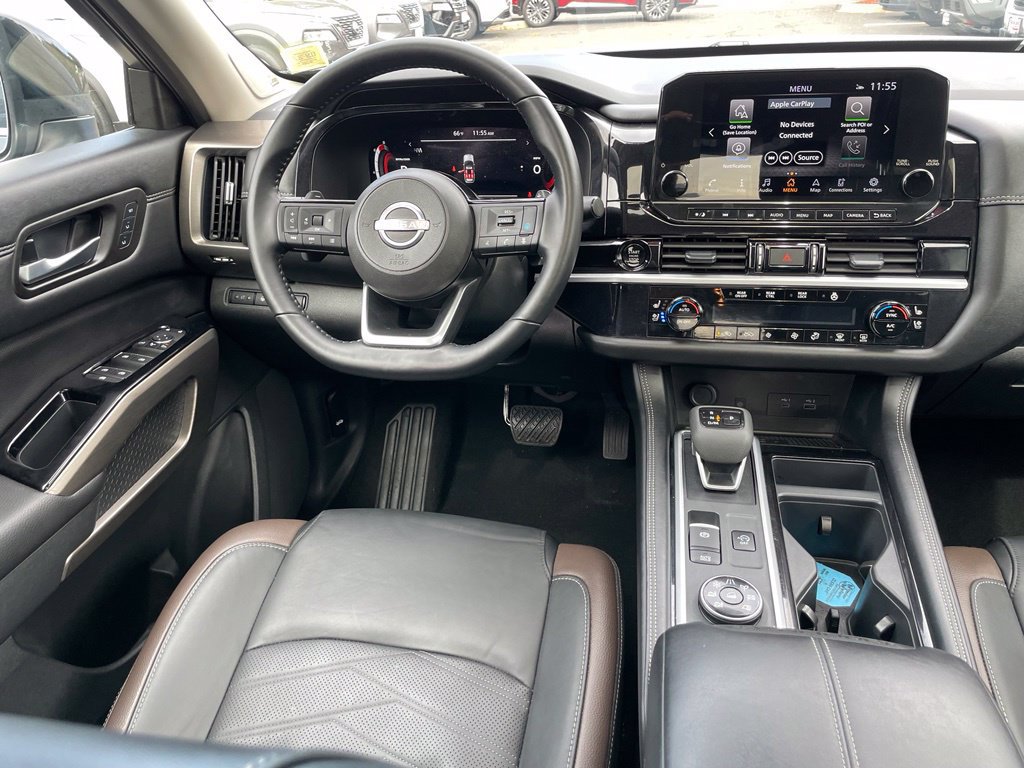Certified 2025 Nissan Pathfinder Platinum AWD/4WD image 10