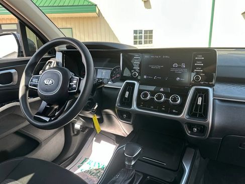 Used 2021 Kia Sorento LX AWD/4WD image 33
