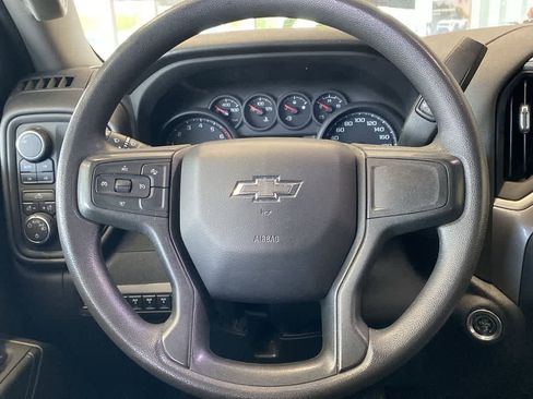 Used 2022 Chevrolet Silverado 1500 Custom Trail Boss AWD/4WD image 17