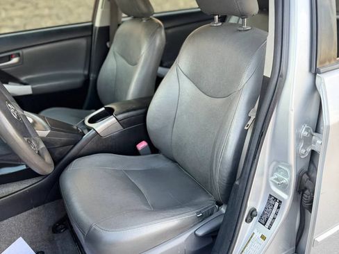 Used 2012 Toyota Prius Three w/ Solar Roof Pkg FWD image 44