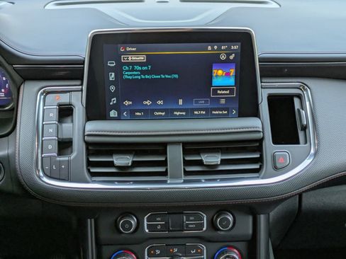 Used 2024 Chevrolet Tahoe RST w/ Luxury Package image 19