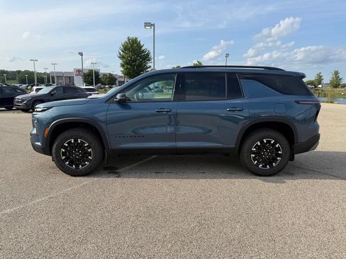 Used 2025 Chevrolet Traverse Z71 w/ Driver Confidence Package AWD/4WD image 2