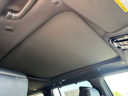 New 2026 Jeep Grand Wagoneer Summit AWD/4WD image 8