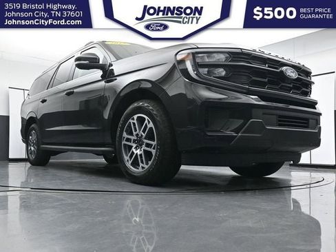 Used 2025 Ford Expedition Max Active AWD/4WD image 28