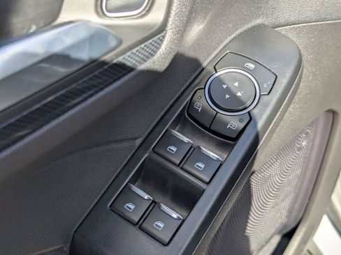 Certified 2024 Ford Escape ST-Line image 19