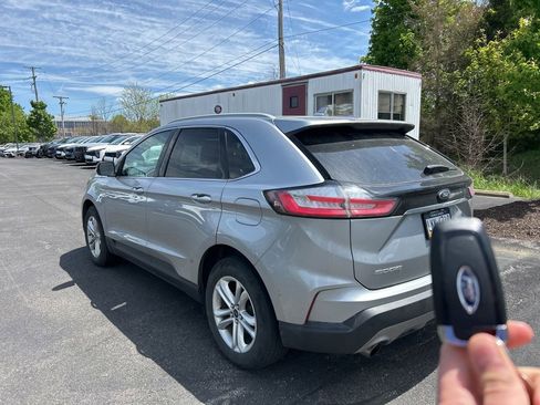 Used 2020 Ford Edge SEL w/ Convenience Package AWD/4WD image 5