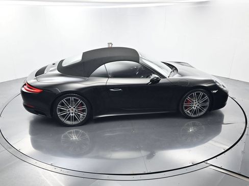 Certified 2019 Porsche 911 Carrera 4S AWD/4WD image 38