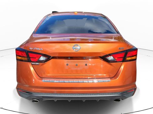 Used 2021 Nissan Altima 2.5 SR FWD image 5