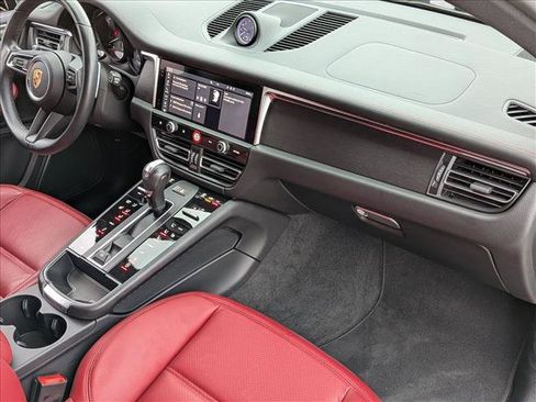 Certified 2023 Porsche Macan GTS image 25