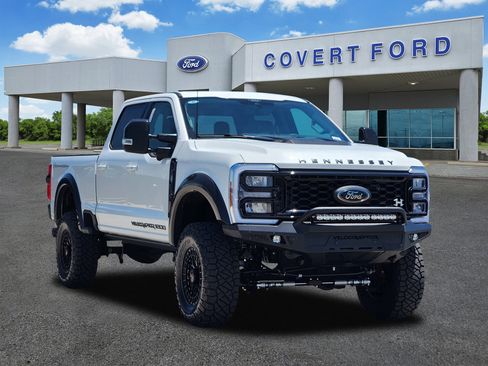 New 2026 Ford F250 Lariat w/ Black Appearance Package AWD/4WD image 1