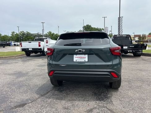 New 2026 Chevrolet Trax LT FWD image 4