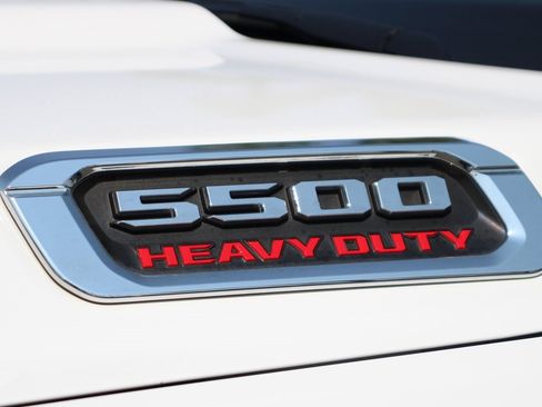 Used 2021 RAM 5500 Tradesman w/ Chrome Appearance Group image 45