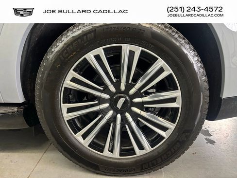 New 2026 Cadillac Escalade IQ Luxury 1 w/ LPO, Floor Liner Package image 15