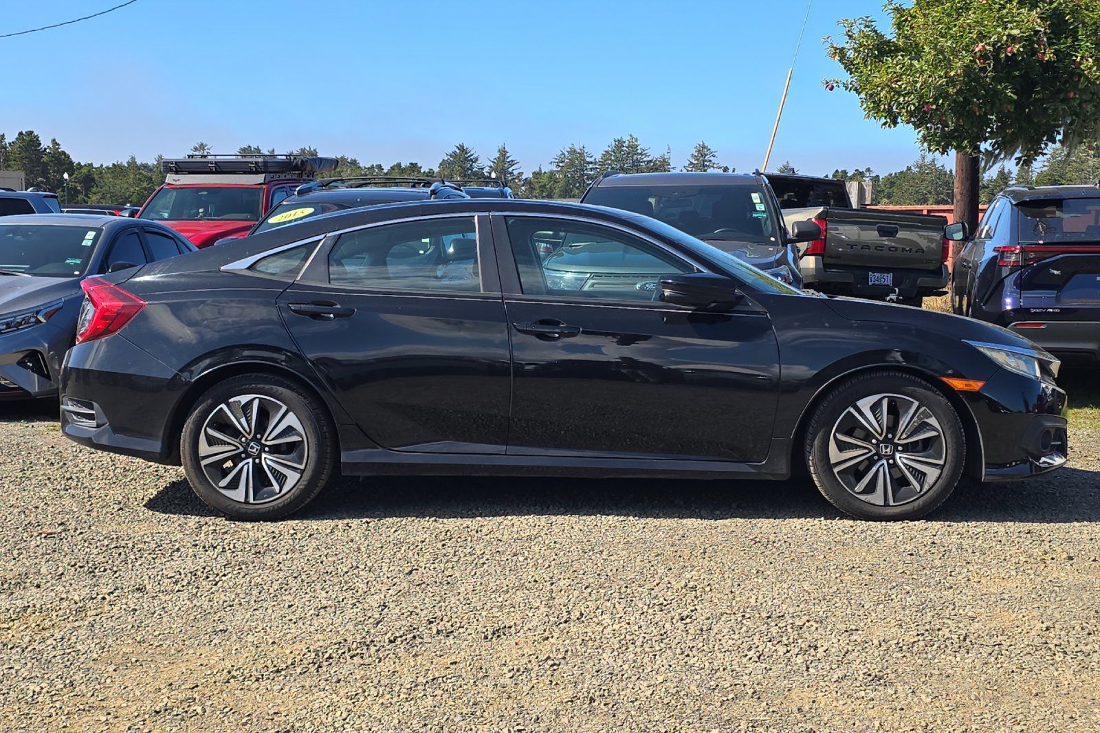 Used 2016 Honda Civic EX-T image 4