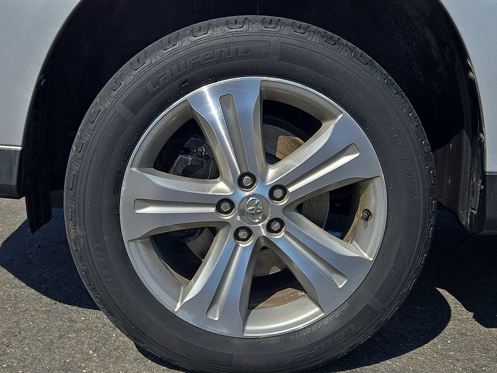 Used 2013 Toyota Highlander Limited AWD/4WD image 9