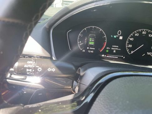 Used 2023 Honda Civic Sport image 35