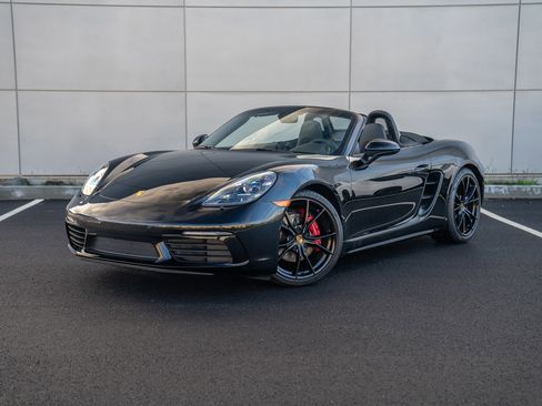 Used 2025 Porsche 718 Boxster S image 1