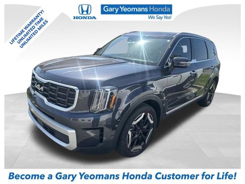 Used 2025 Kia Telluride S FWD image 1
